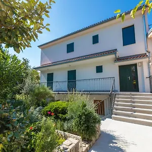  Apartman Loncaric