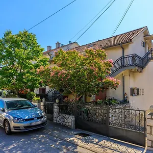  Apartman Alex